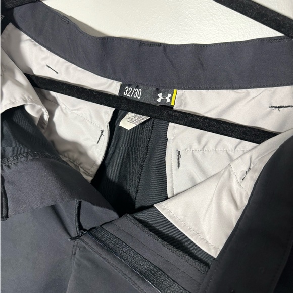 Under Armour Match Play Golf Pants Mens 32x30 Black Lightweight Performance - Picture 3 of 4